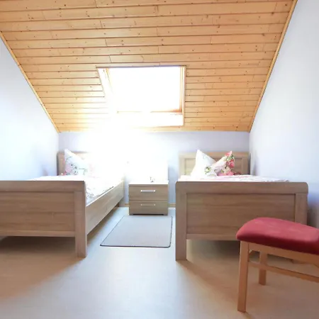Sun Kissed In With Garden Apartment