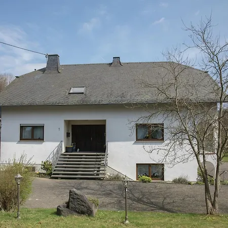 Familienausflug Nach Lirstal