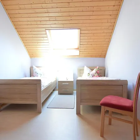 Family Getaway Appartement Lirstal