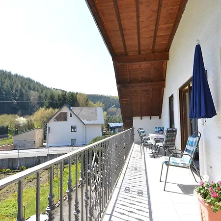 Apartment Family Getaway Lirstal