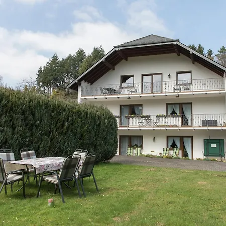 Familienausflug Nach Lirstal