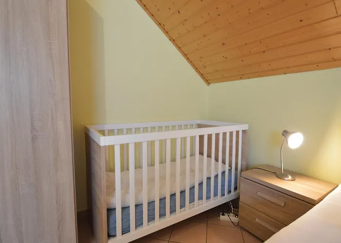 Family Getaway דירה Lirstal